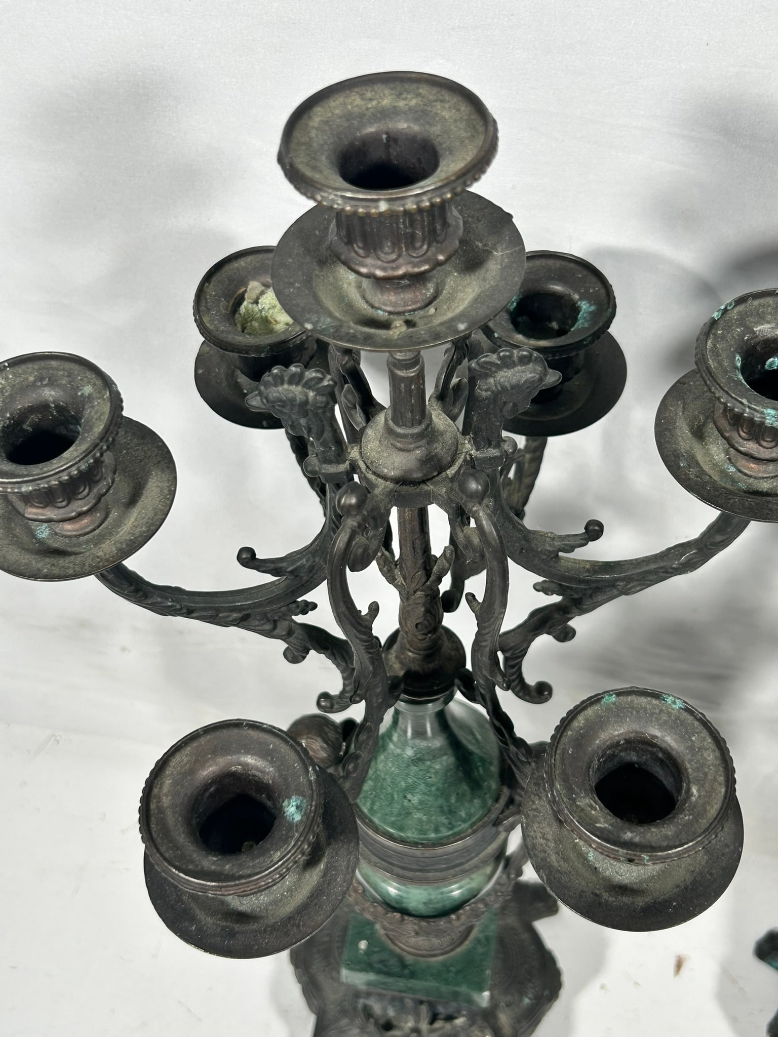 A Pair of European Baroque-Style Bronze and Marble Urn Form Seven-Light Candelabra, Mid-20th Century - 7