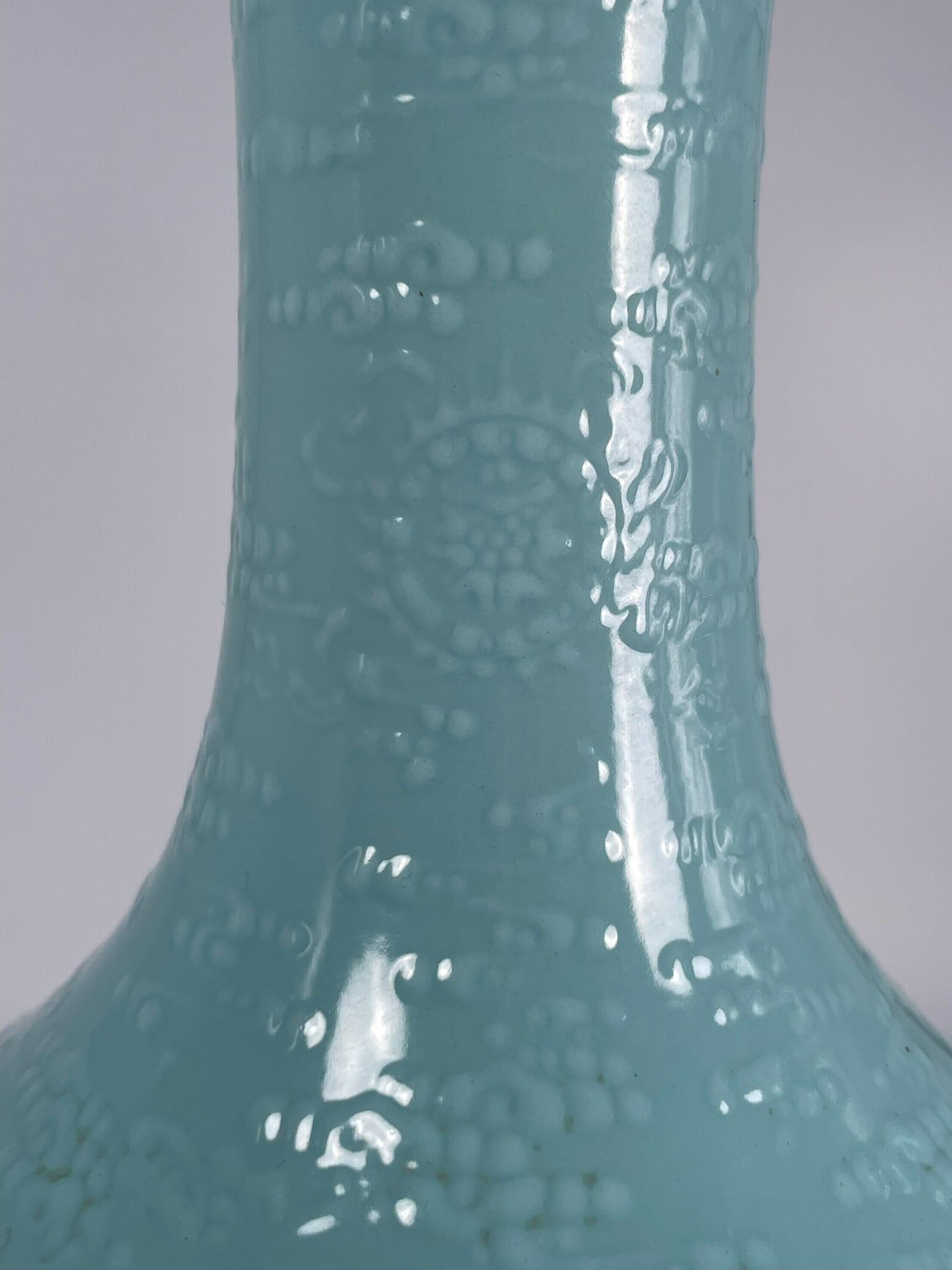 A Chinese Turquoise Glazed Porcelain Vase, Shen De Tang Mark - 3