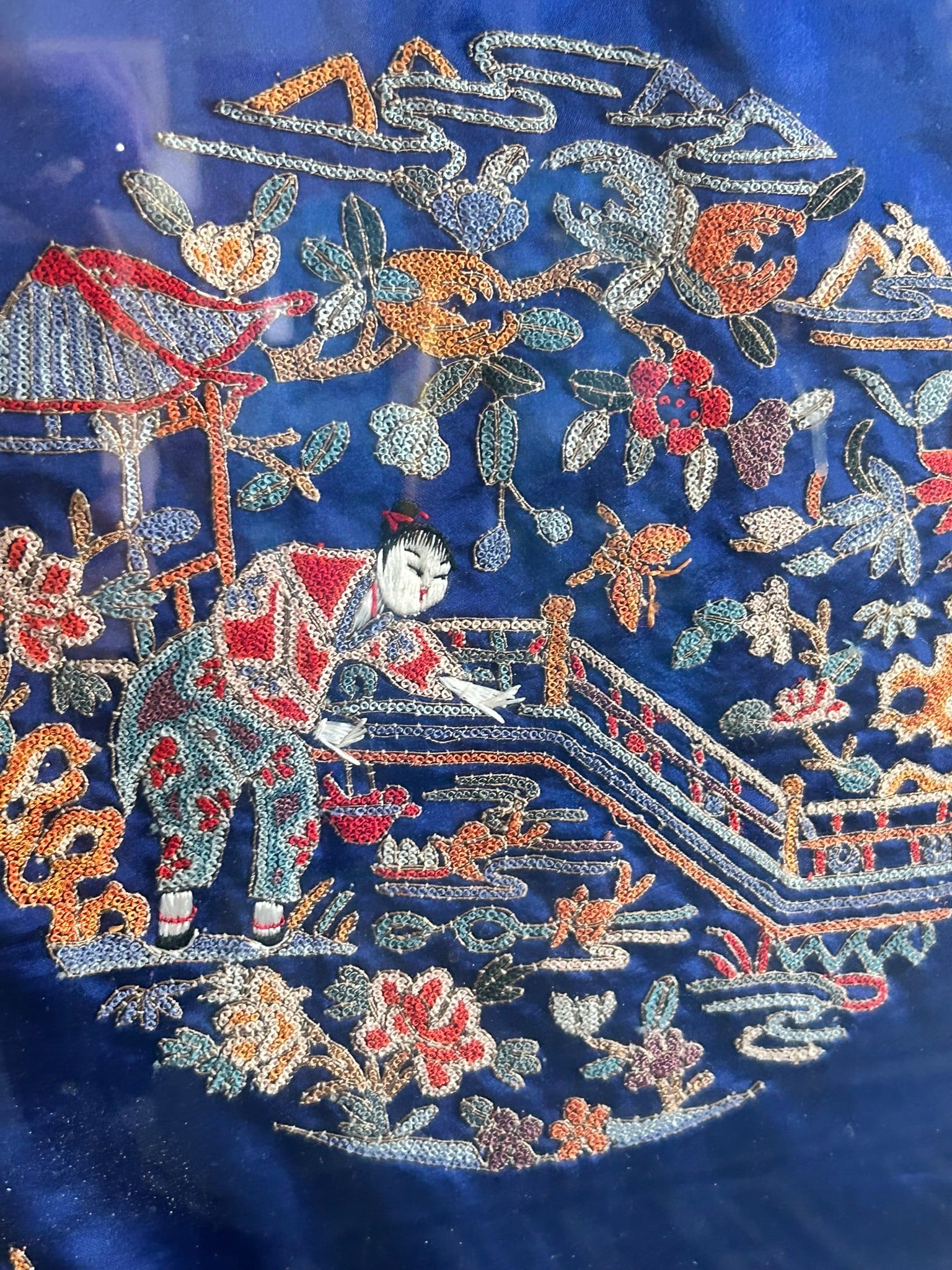 A Vintage Chinese Blue Embroidered Silk Informal Robe - 7