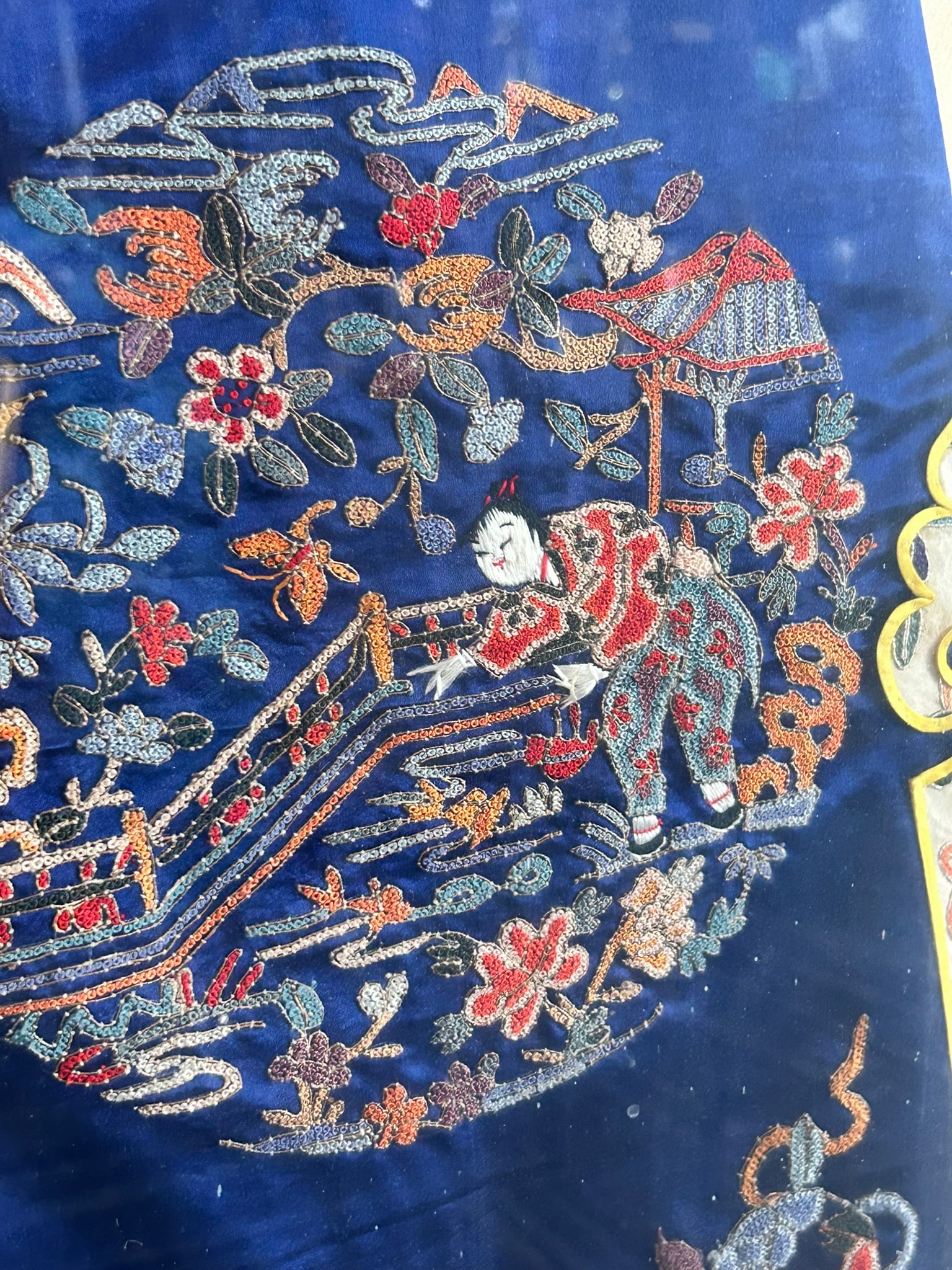 A Vintage Chinese Blue Embroidered Silk Informal Robe - 8