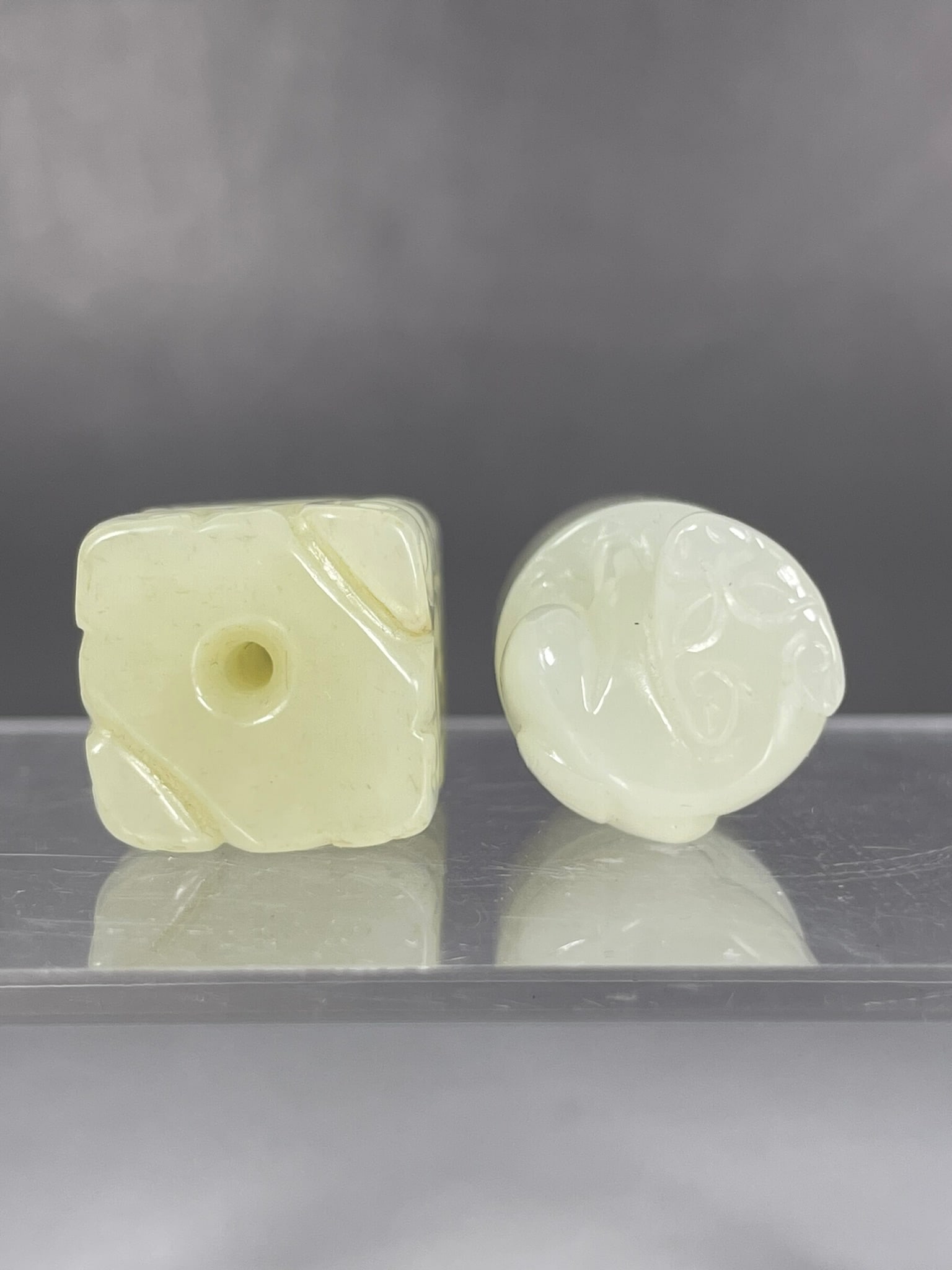 Two Small Chinese White Jade Carvings - 6