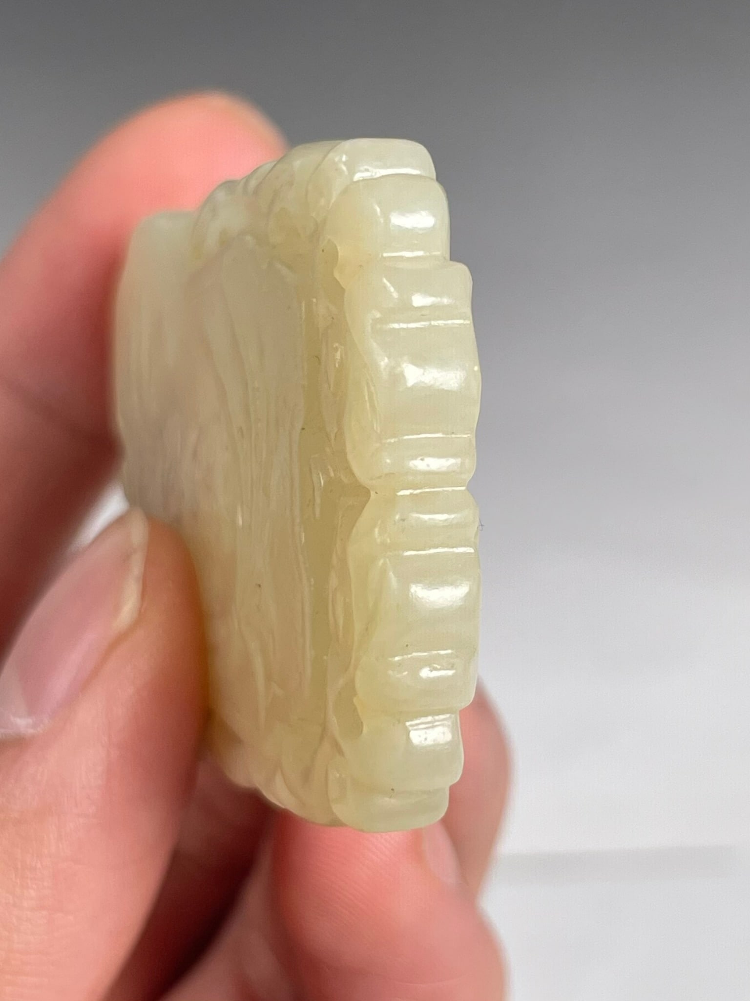 A Chinese Carved White Jade 'Attendant' Plaque - 7