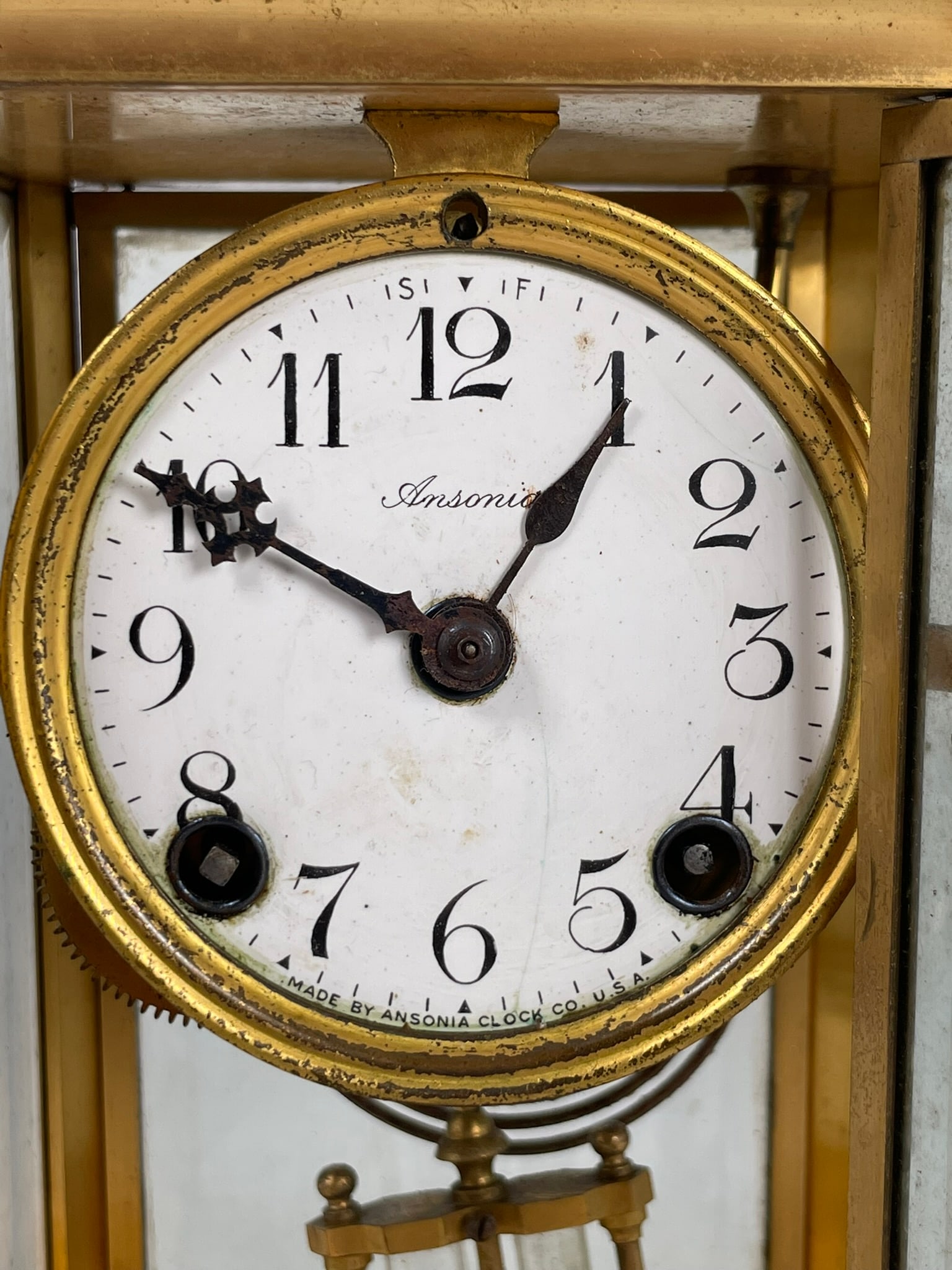 An Antique Ansonia Brass and Glass Mantel Clock - 5