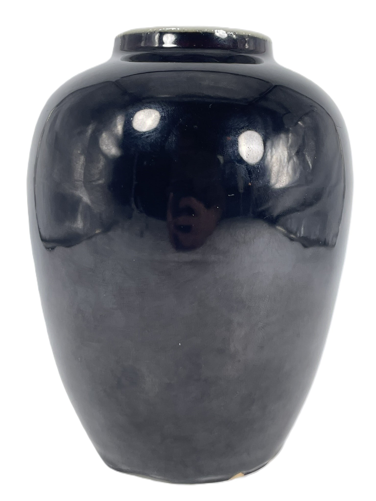A Chinese Small Mirror-Black-Glazed Porcelain Jar (1 of 17)