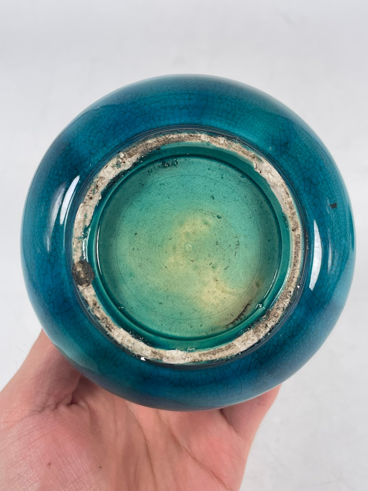 A Chinese Green-Glazed Molded 'Dragon' Porcelain Vase - 12