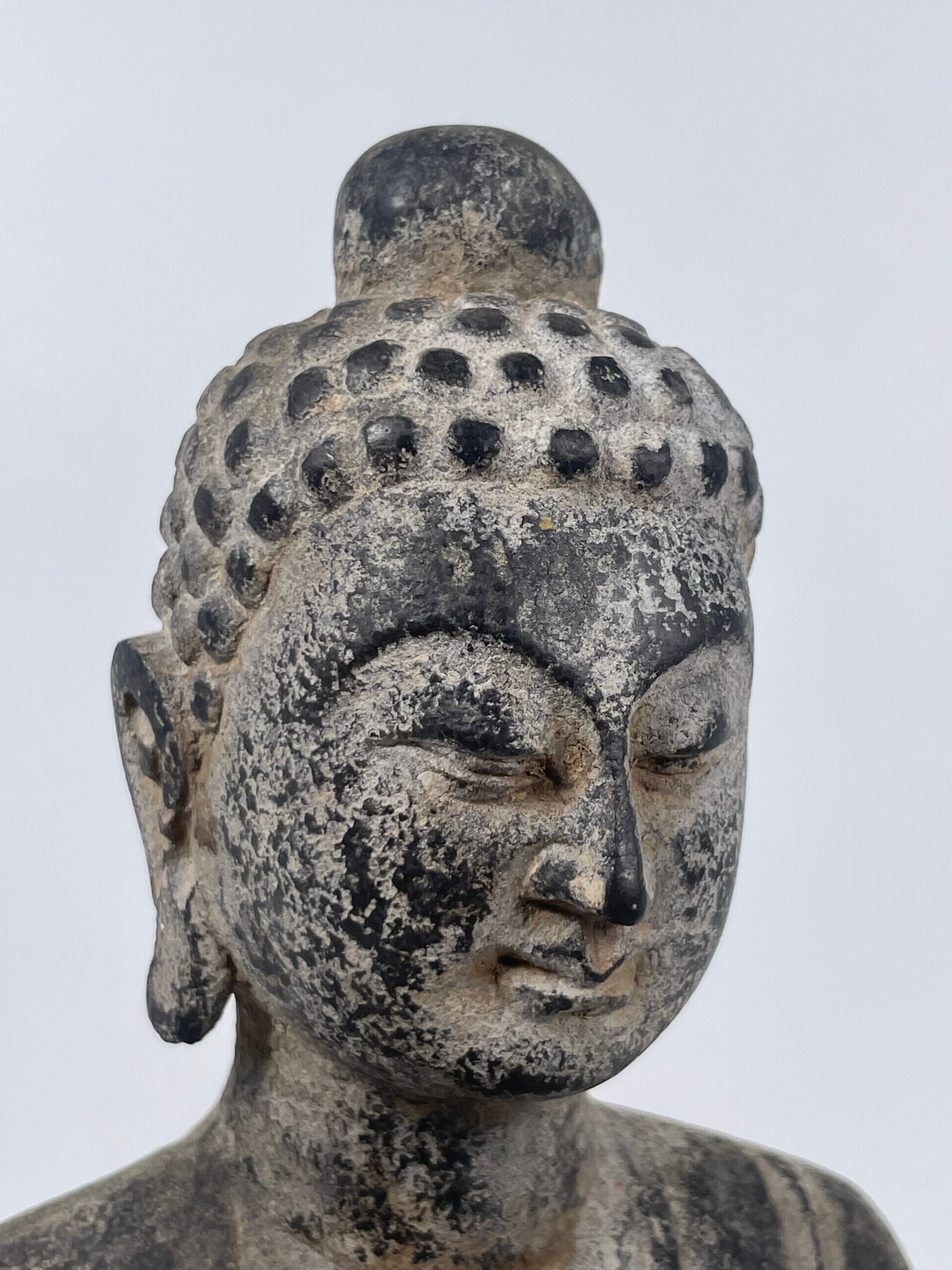 A Carved Stone Figure of Seated Buddha - 6