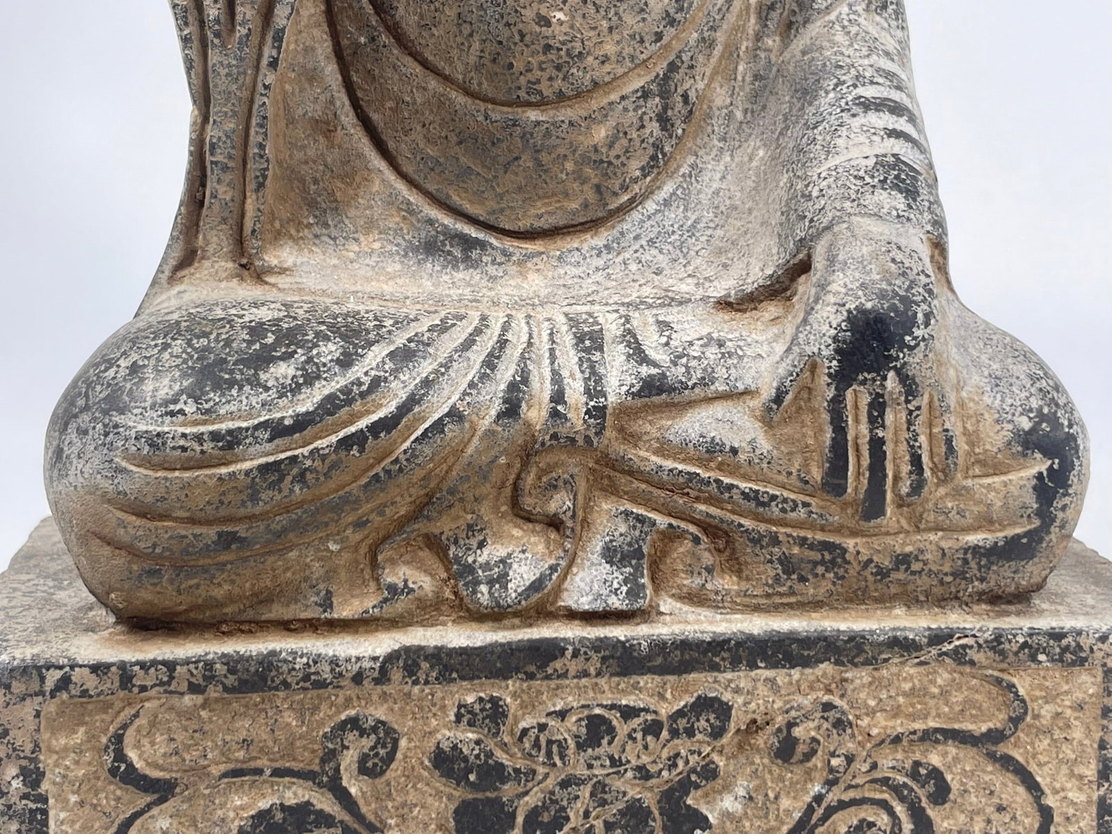 A Carved Stone Figure of Seated Buddha - 8