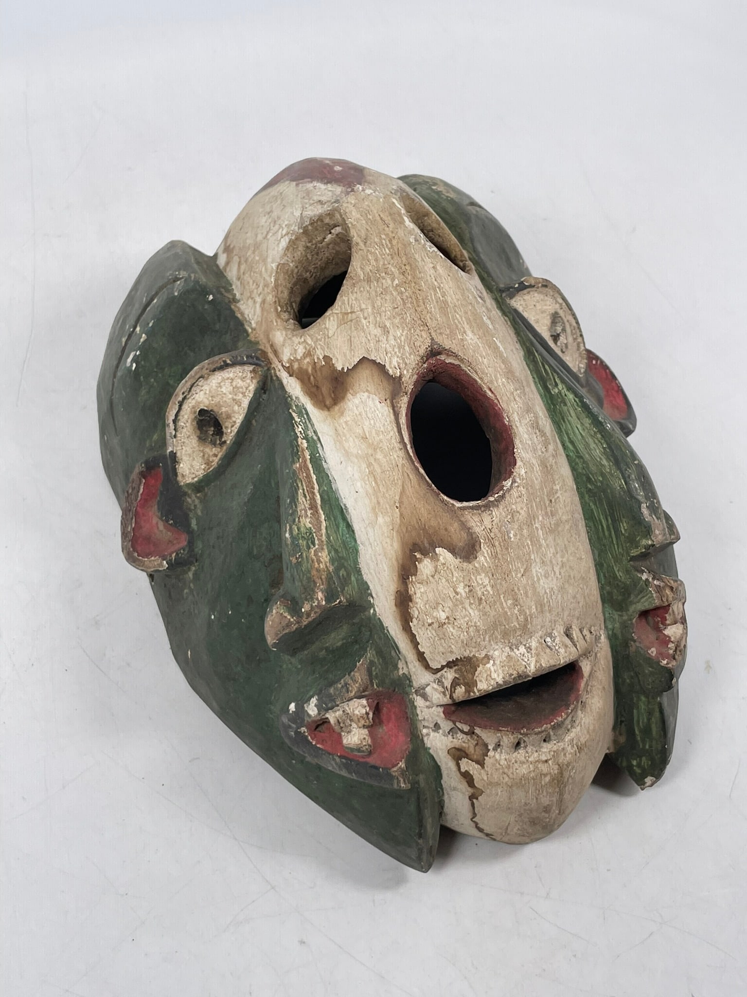 A Multiple Faces Esprit Fetish Mask, Congo, Central Africa - 2