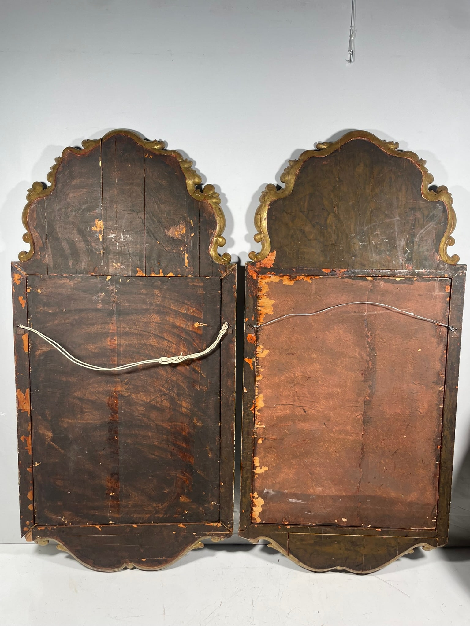 A Pair Of Rococo-Style Partially Gilt Green And Enamel-Painted Stained Mahogany Mirrors - 10