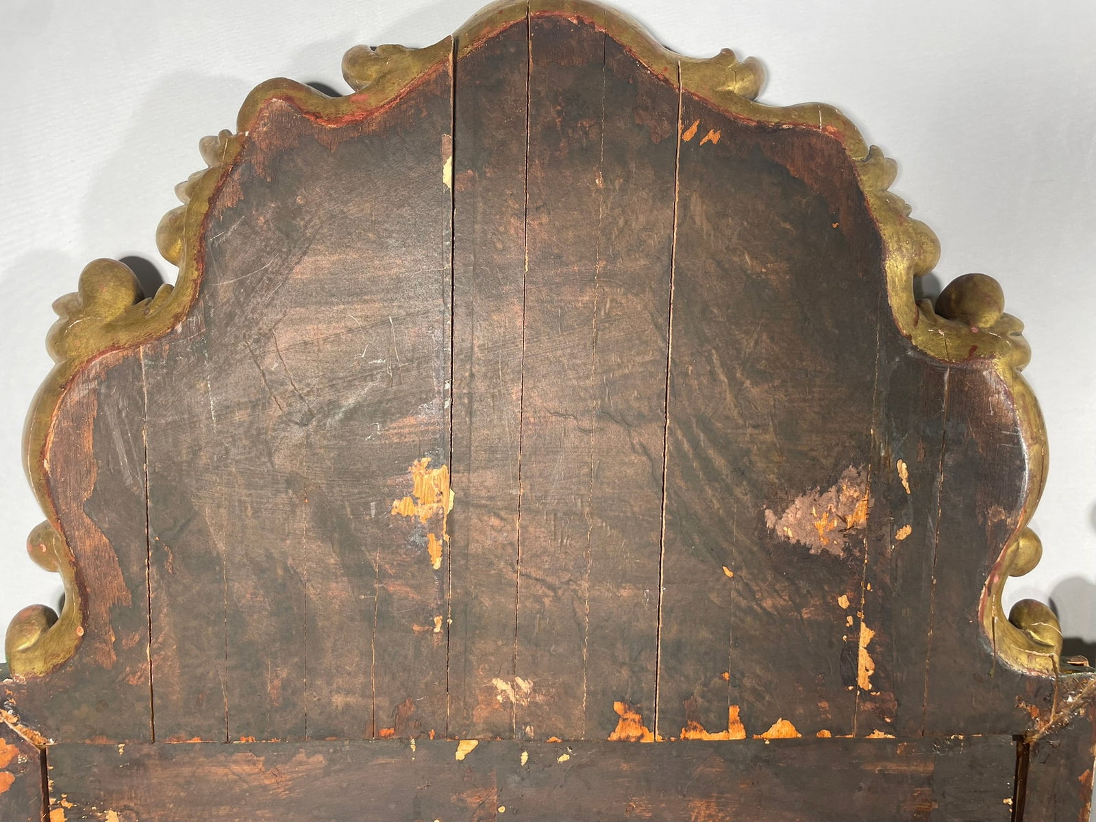 A Pair Of Rococo-Style Partially Gilt Green And Enamel-Painted Stained Mahogany Mirrors - 11