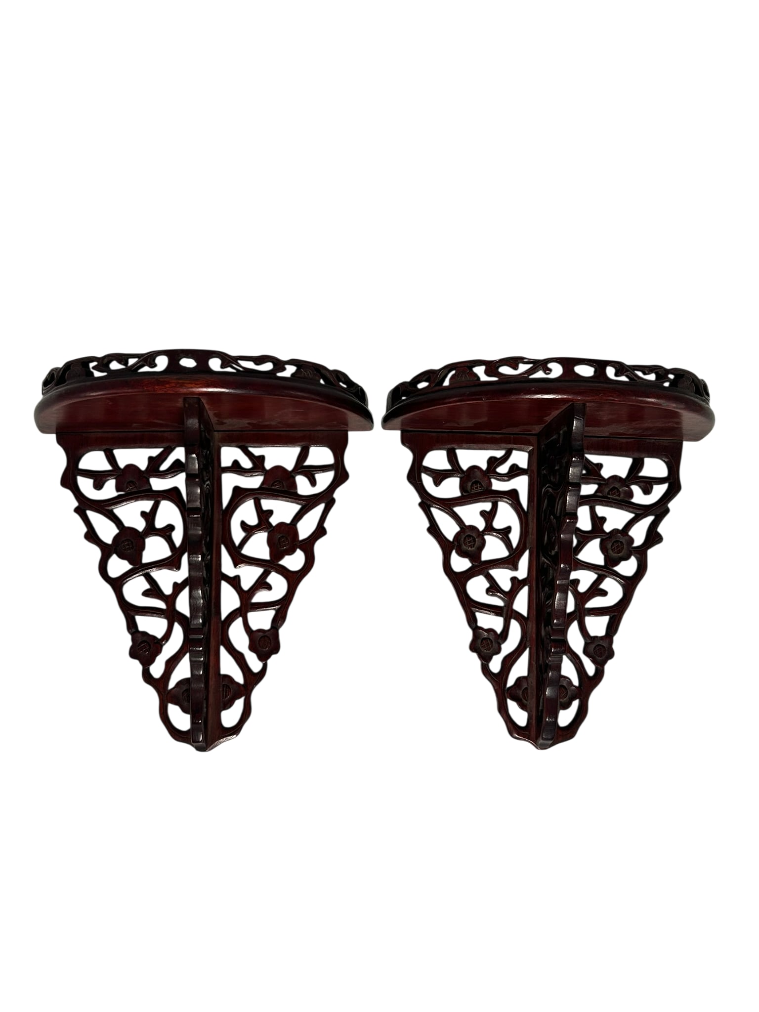 A Pair of Carved Wood Brackets (1 of 10)