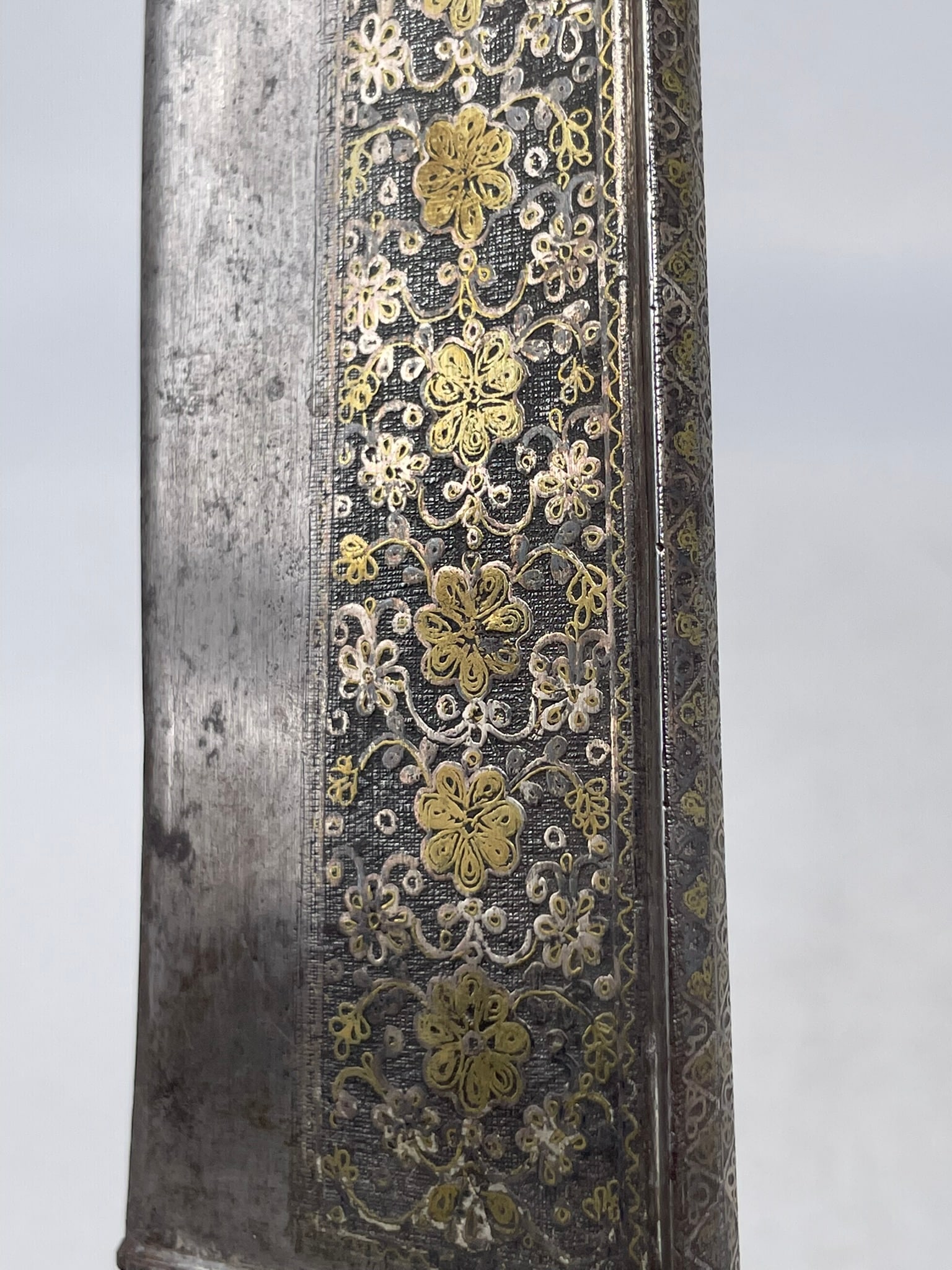 An Indian Dagger - 9