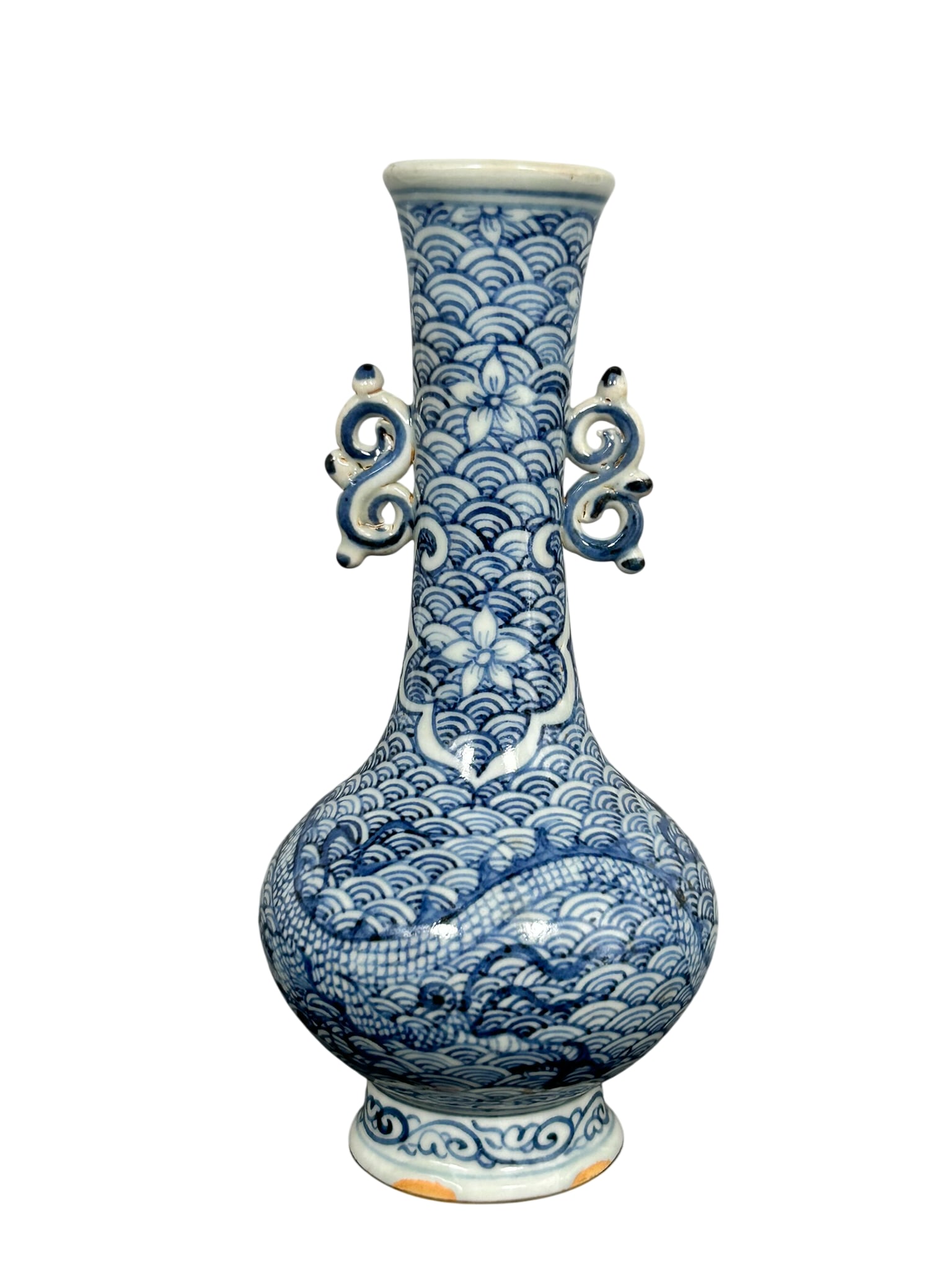 A Chinese Small Blue and White 'Dragon' Vase (1 of 11)