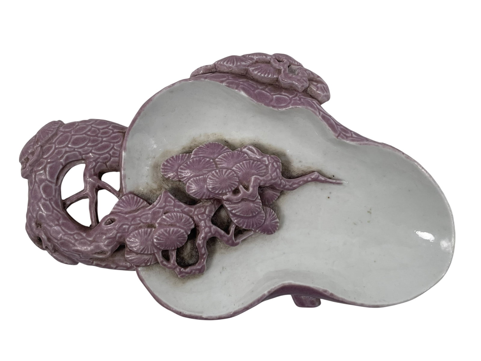 Freeman's Provenance: A Chinese Molded and Carved Porcelain 'Pine' Brush Washer, Wang Bingrong Mark: 6 in. long, 3.5/8 in. wide. Provenance: Freeman's, 18 October 2023, lot 224 (part).