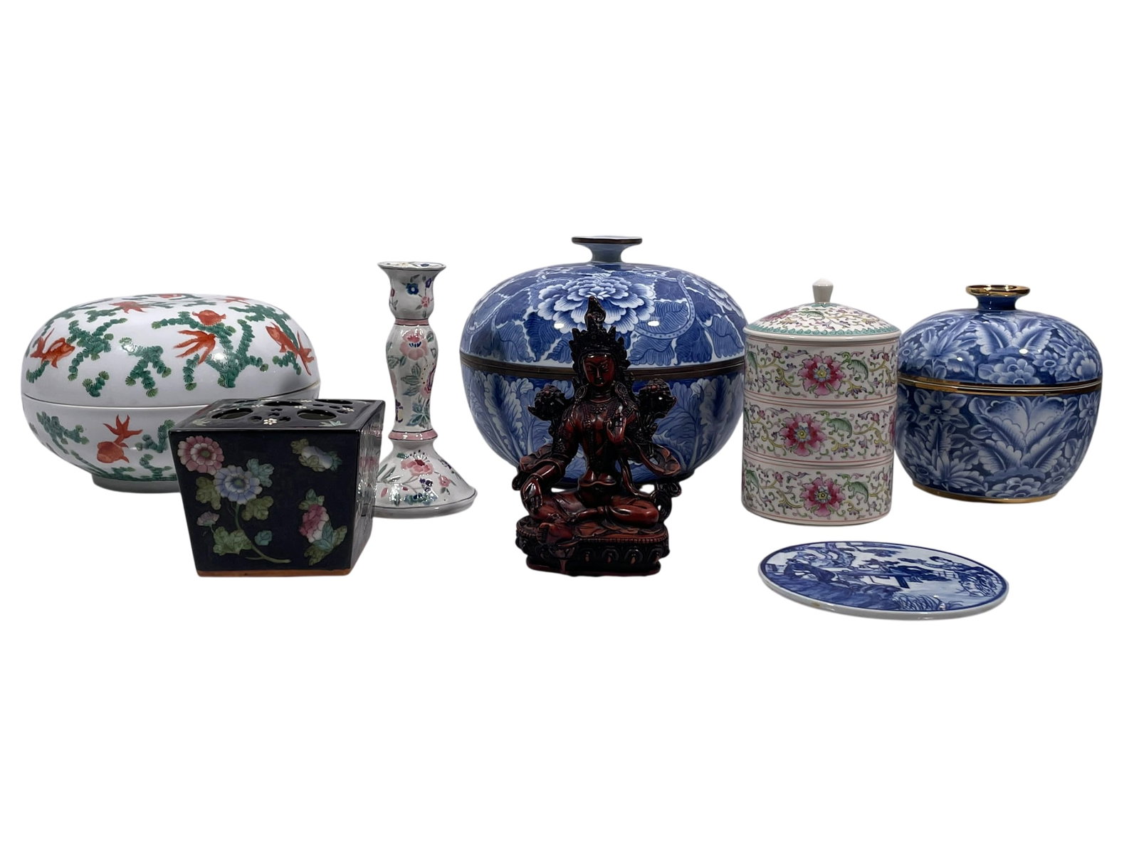 A Group of Eight Decorative Objects (1 of 20)