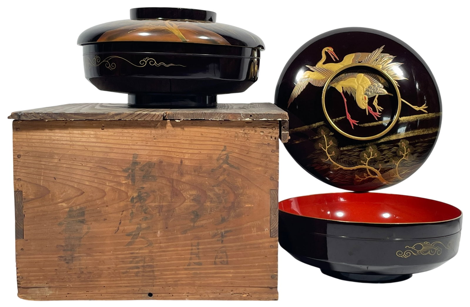 A Pair of Japanese Large Maki-e Lacquerware Bowls and Covers: Japanese wood box. 6.1/2 in. high, 12.1/4 in. diam. each.