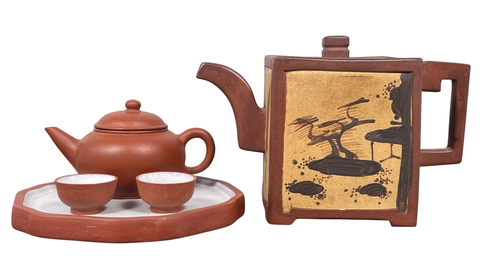 A Yixing Pottery Teapot and Cover and A Set of Miniature Tea Service (1 of 11)