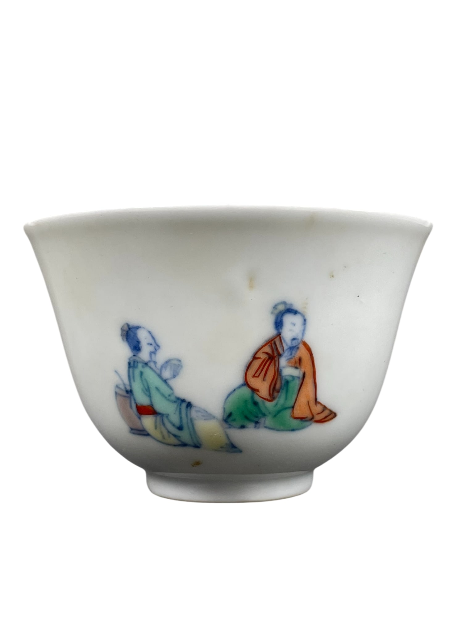 A Chinese Small Famille Rose 'Figural' Porcelain Cup: 1.5/8 in. high, 2.1/4 in. diam.