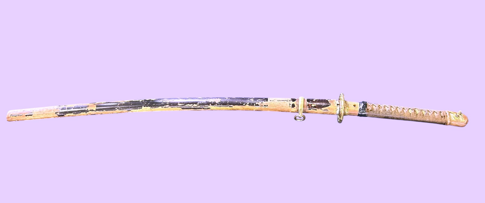 A WWII World War 2 Japanese Katana Gendaito Samurai Sword: 26.1/2 in. long for the cutting edge, 40 in. long overall. In a beautiful condition, not tempered with blade, very sharp, no nicks, no chips, Choji hamon, nice turn back in the tip, minor spotting, no