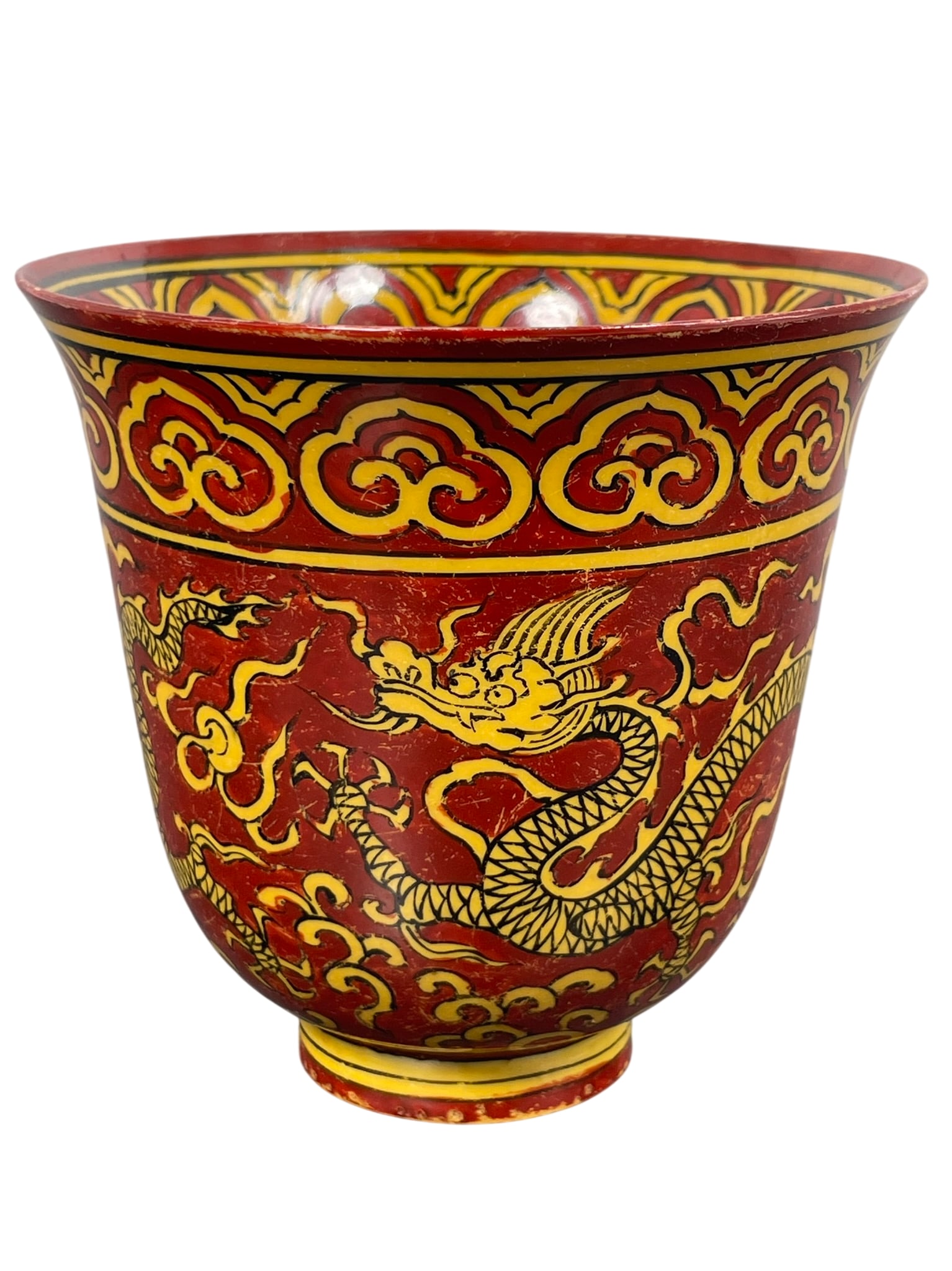 A Chinese Red-Glazed Yellow-Decorated 'Dragon' Porcelain Vase, Wanli Mark: 4.1/2 in. high, 4.3/4 in. diam.