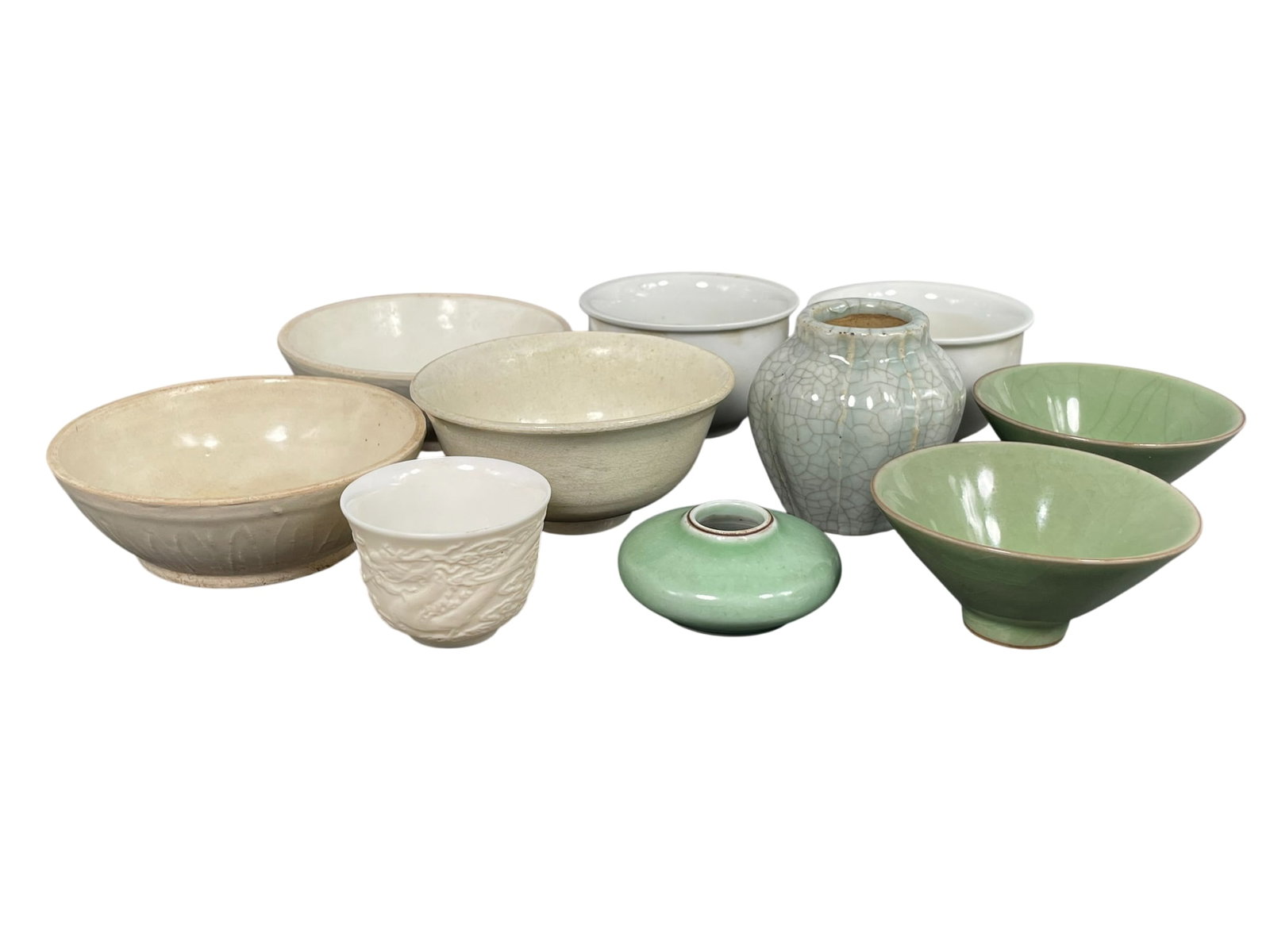 A Group of Ten Chinese Porcelain Vessels (1 of 16)