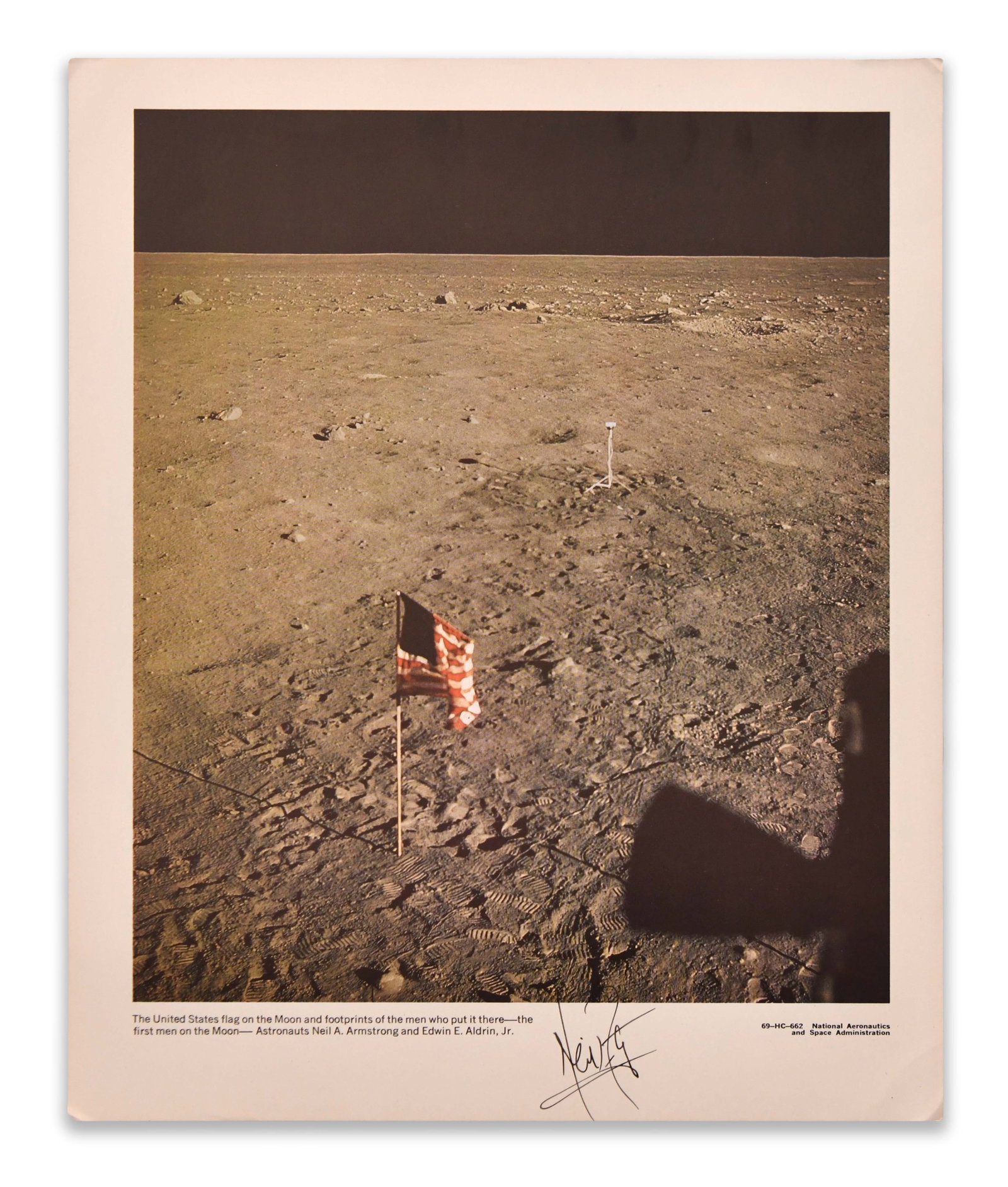 NASA APOLLO 11 LUNAR SURFACE PHOTOGRAPH (1 of 1)