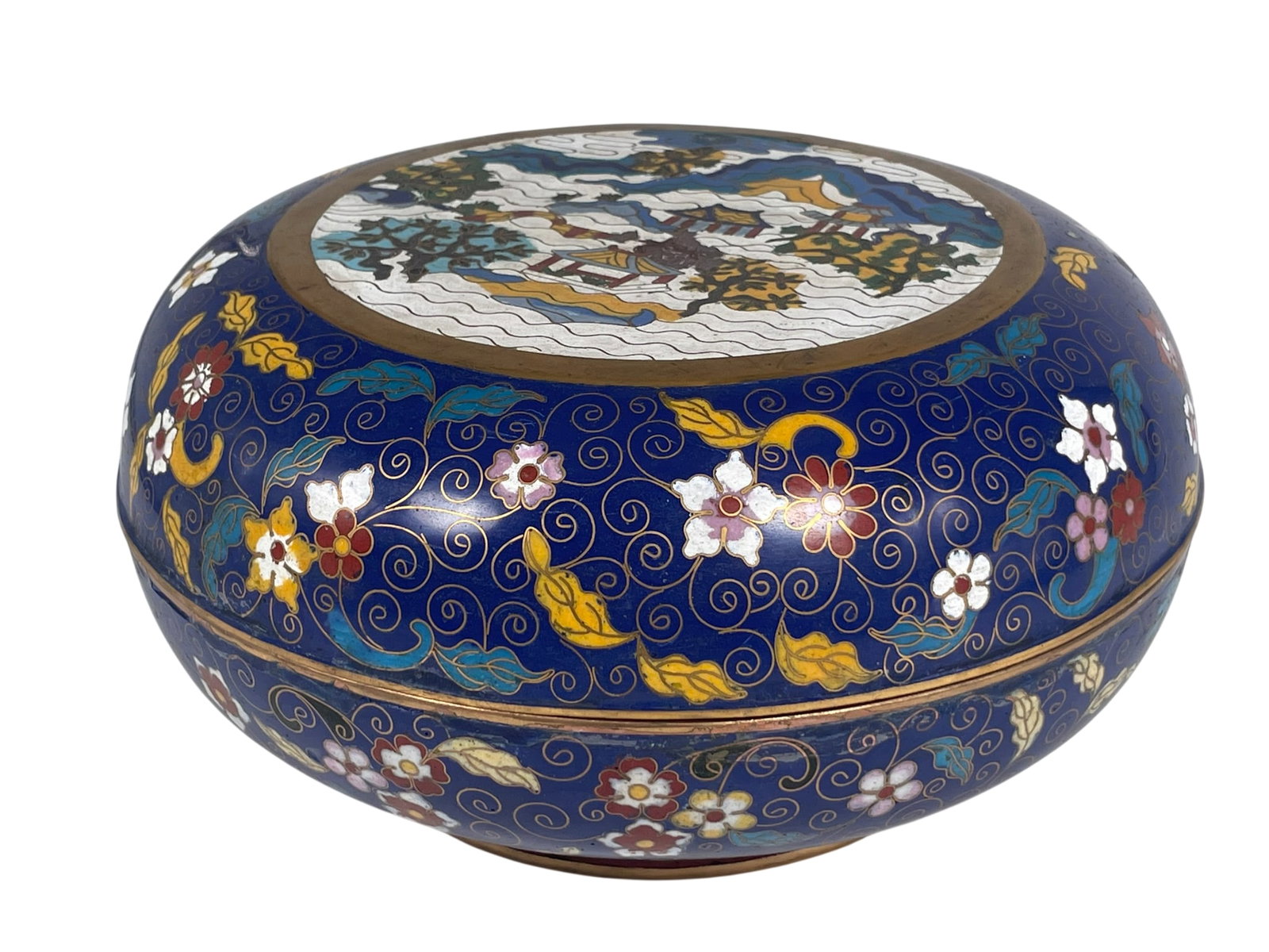 A Chinese Cloisonne Enamel Circular Box and Cover (1 of 14)