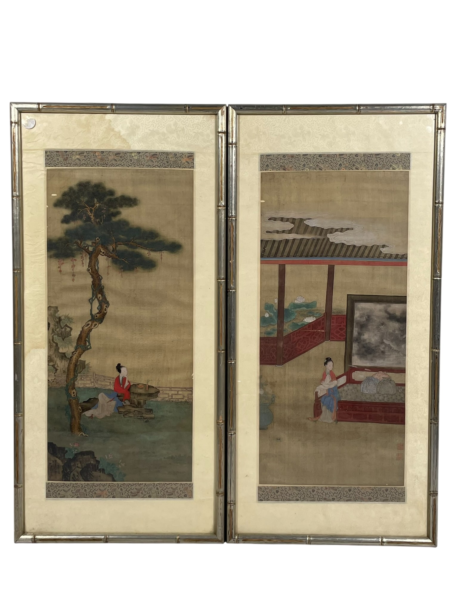 A Pair of Chinese Paintings of Court Lady (1 of 18)
