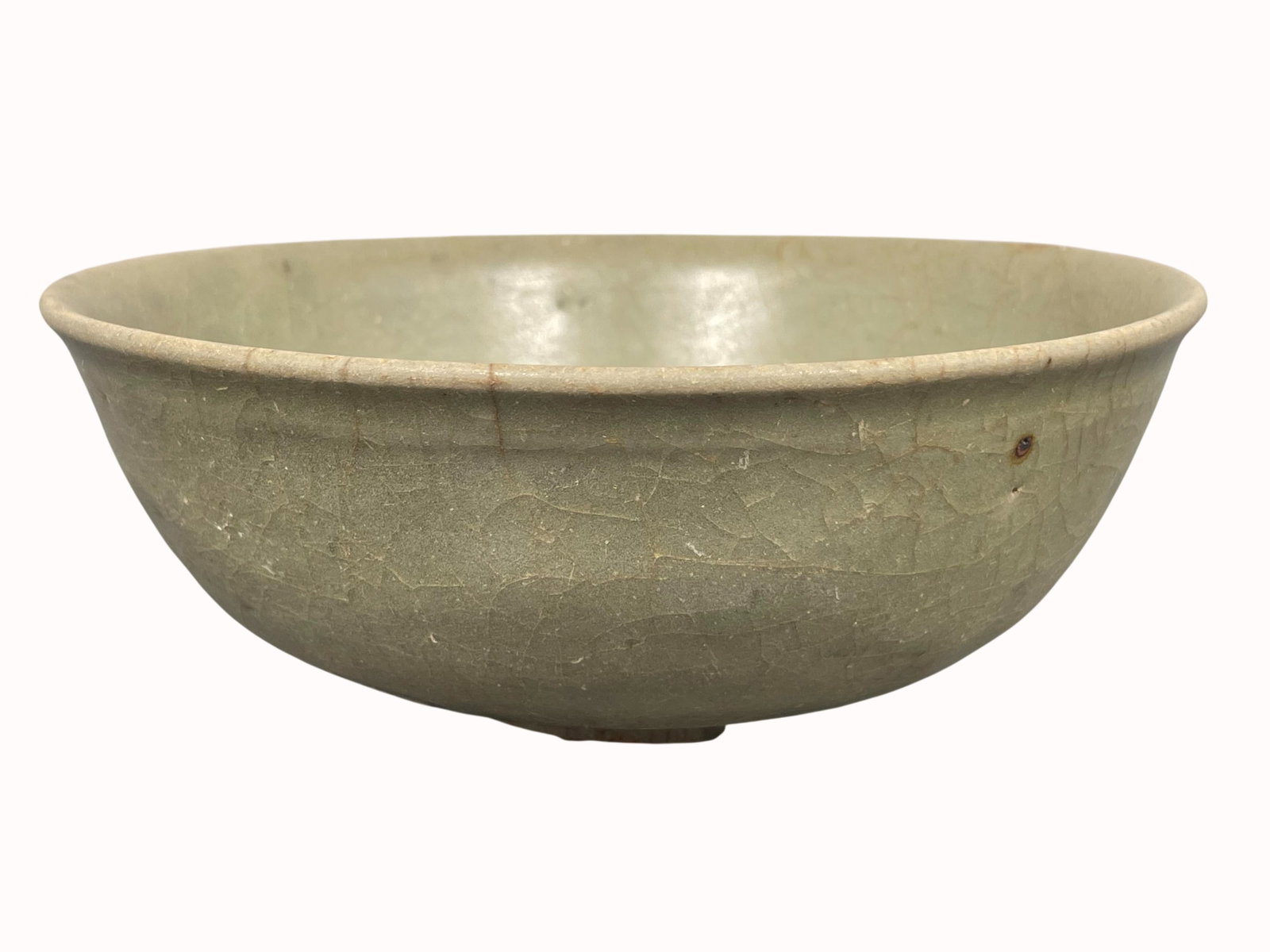 A Vietnamese/Anamnese Celadon Bowl: 2.5/8 in. high, 6.1/4 in. diam. A Private Collection of a Retiring University Professor.