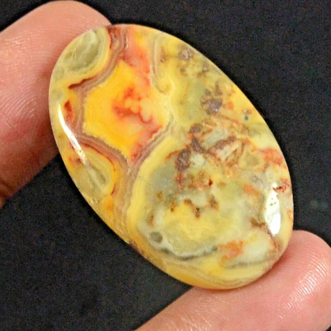 38.40Cts Top Quality Australian Natural Crazy Lace Agate,Oval Gemstone-37x25mm: Item Name:- Crazy Lace Agate, Item weight in carat:- 38.40, item weight in grams :- ***, item Dimension(Size)in milimeter:- 37 mm, 25 mm, 6 mm, item Dimension(Size)in centmeter:- **, item creation :-