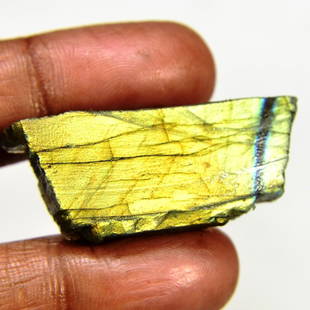53.45Ct 100%Natural Black Labradorite Rough Specimen Crystals & Mineral Facet: Item Description:-Item Name :- 100%Natural Black Labradorite Rough Specimen Crystals & Mineral Facet //Item Total Carat Weight:- 53.45 Carat //Item Total Size:- 39x17x9mm Size //Item Shape :- Rough //
