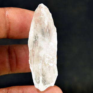 53.60Ct Natural ice Crystal Quartz Rough Specimen Minerals Unheated Gemstone: Item Description:-Item Name :- Natural ice Crystal Quartz Rough Specimen Minerals Unheated Gemstone //Item Total Carat Weight:- 53.60 //Item Total Size:- 48mm, 16mm, 12mm //Item Shape :- Rough