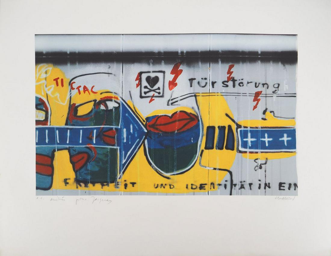 Peter KLASEN - Berlin Wall, graffiti - Original screenprint, signed in pencil: Peter Klasen Berlin wall, graffiti Original screenprint on vellum paper Signed in pencil HC justified and dedicated "for Jacques" On vellum 58 x 75 cm In excellent condition Height: 58 cm / Width: 75