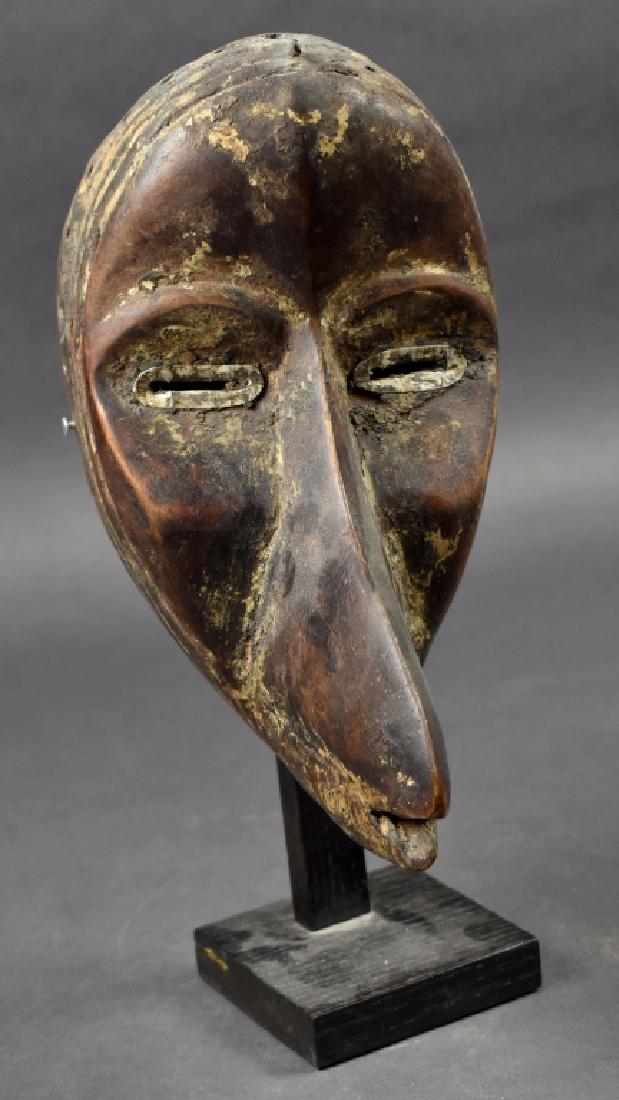 Dan Bird Mask (1 of 4)