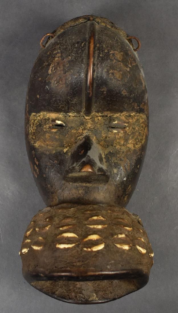 Miscellaneous Beaded Mask with Shells (1 of 5)