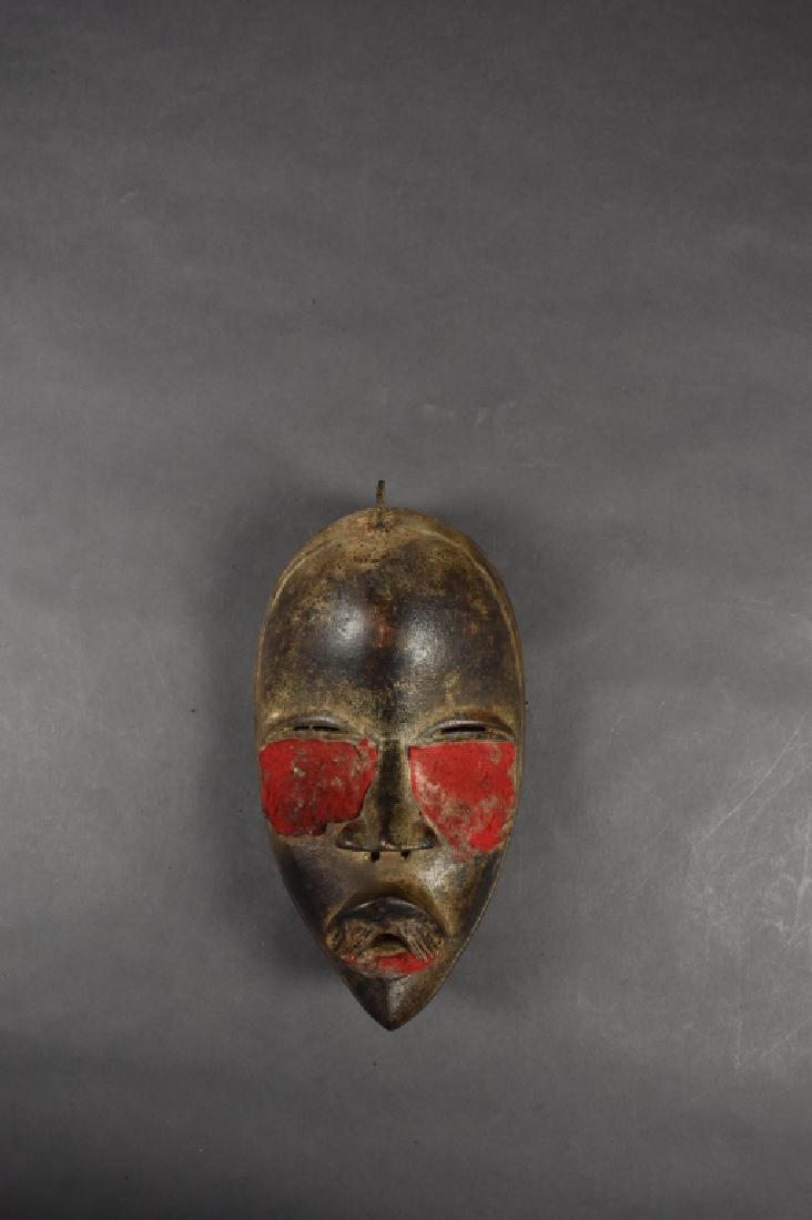 Dan Mask with Red Cloth Details (1 of 5)