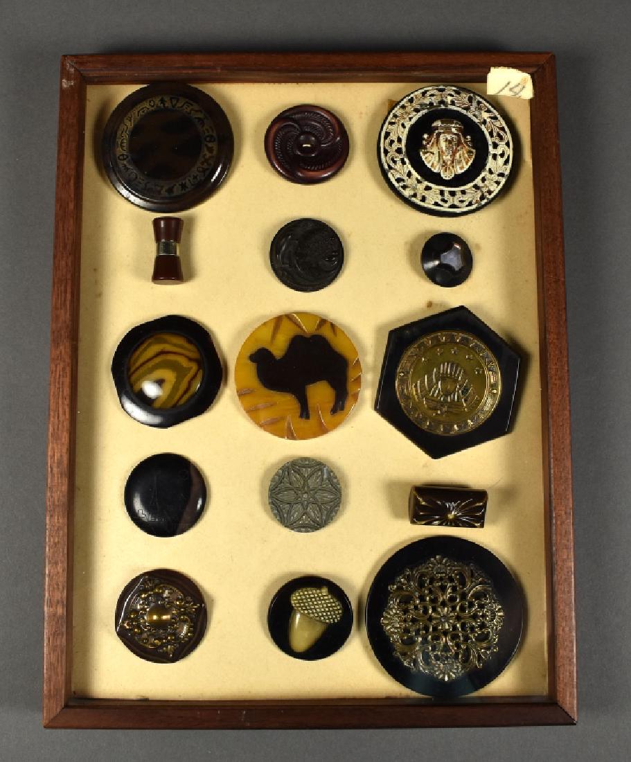 15 Vintage Coat Buttons (1 of 4)