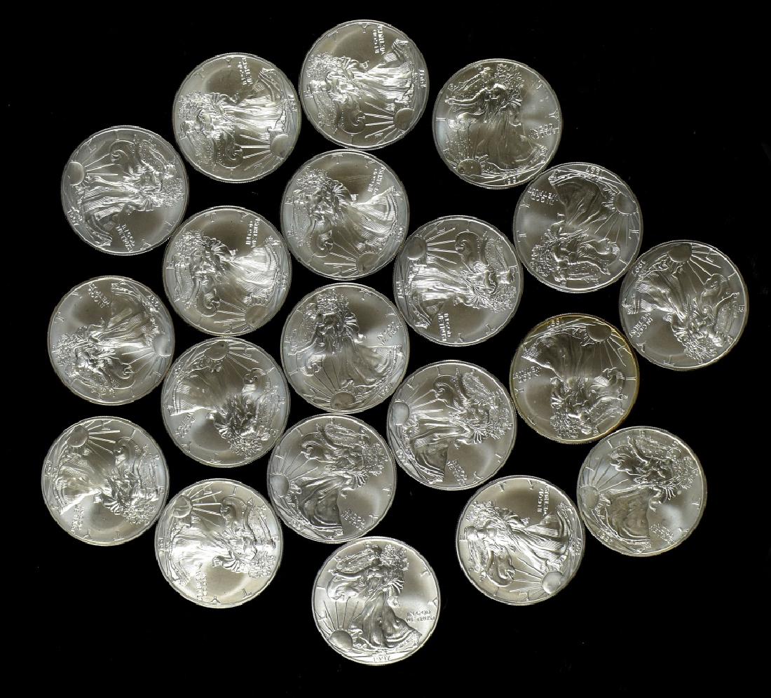 Roll of 1997 Uncirculated Silver Eagles (1 of 4)