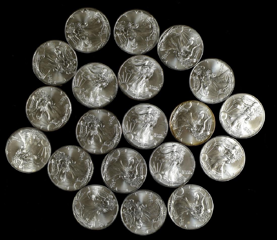Roll of 1997 Uncirculated Silver Eagles (1 of 4)