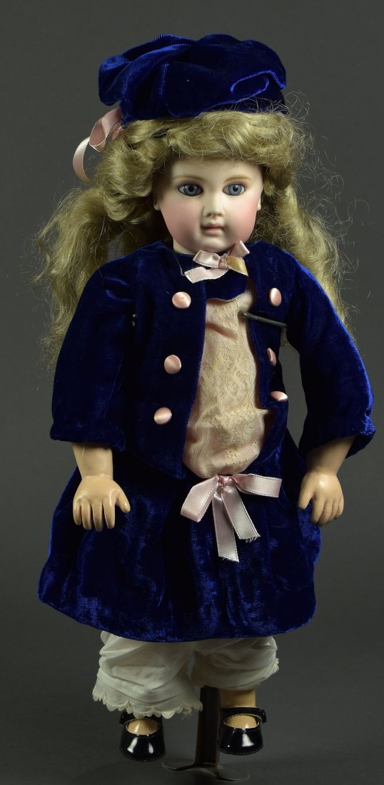 Jumeau Closed Mouth Bebe: Circa 1886-188917” Size 6 incised Jumeau closed mouth Bebe. Marked Jumeau in box with 6 on back of head. Replaced new wig covers original mohair wig that has a great deal of loss. Original cork pate