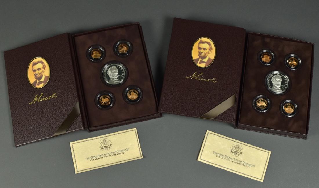 2 2009 Lincoln Coin and Chronicles Sets In original: In original boxes.