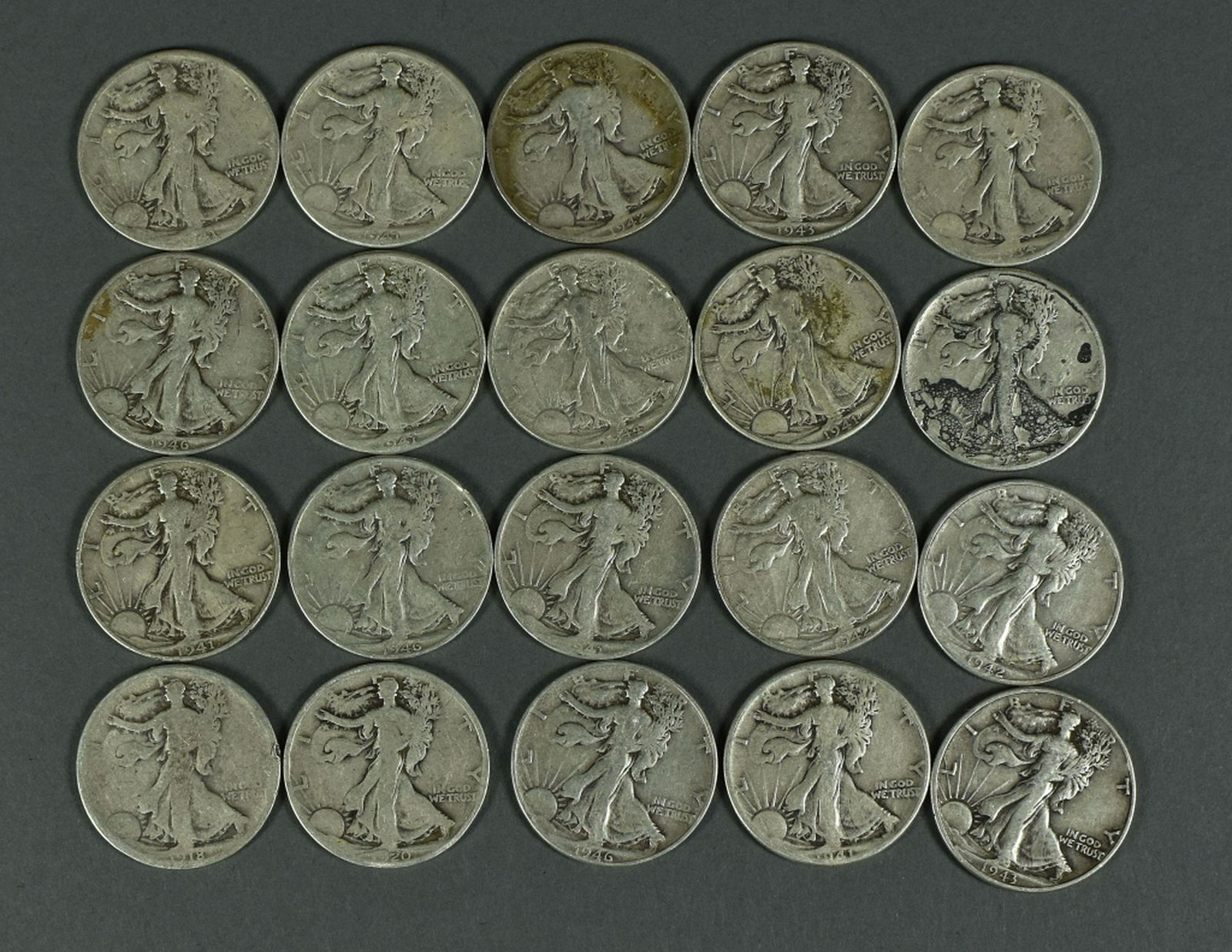 1 WALKING LIBERTY SILVER HALF DOLLAR ROLL From lot 20 HALVES
