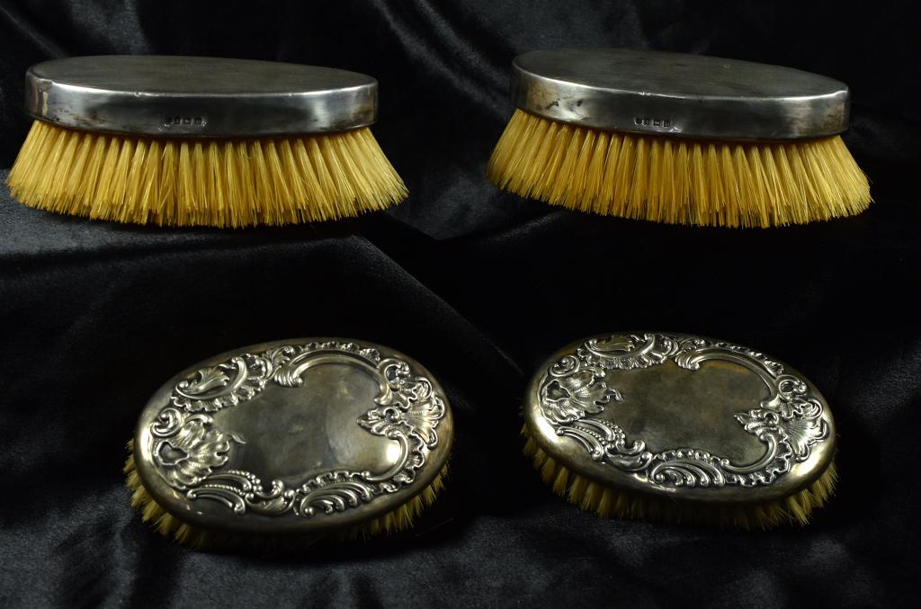 Sterling Silver Clothes Brushes (1 of 5)