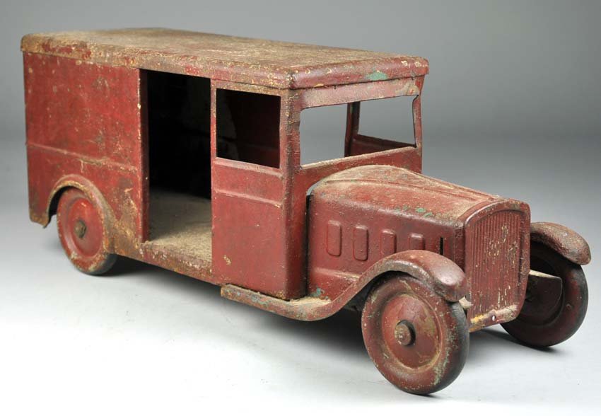Buddy L Delivery Truck: Buddy L Delivery Truck Totally repainted. Shows heavy rust under paint. 7 1/2"" x 17 1/2"" x 5 1/2"".