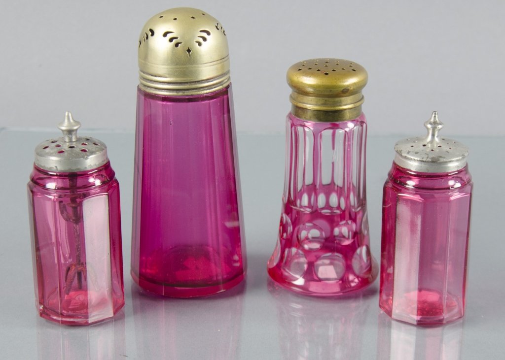 Four-Panel Cranberry Salt, Pepper, & Sugar Shakers (1 of 1)