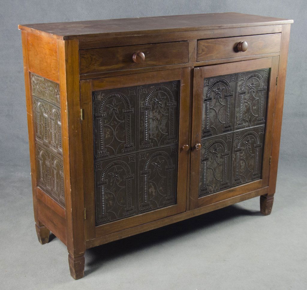 Tennessee PunchedTin Pie Safe Oct 03, 2015 Farmer Auctions in VA