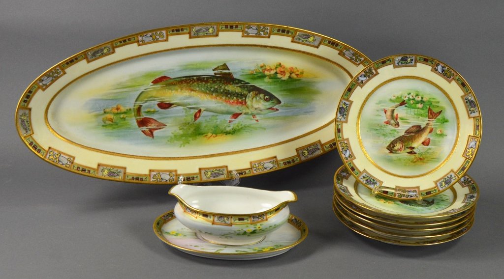 Decorative China Fish Service (1 of 3)