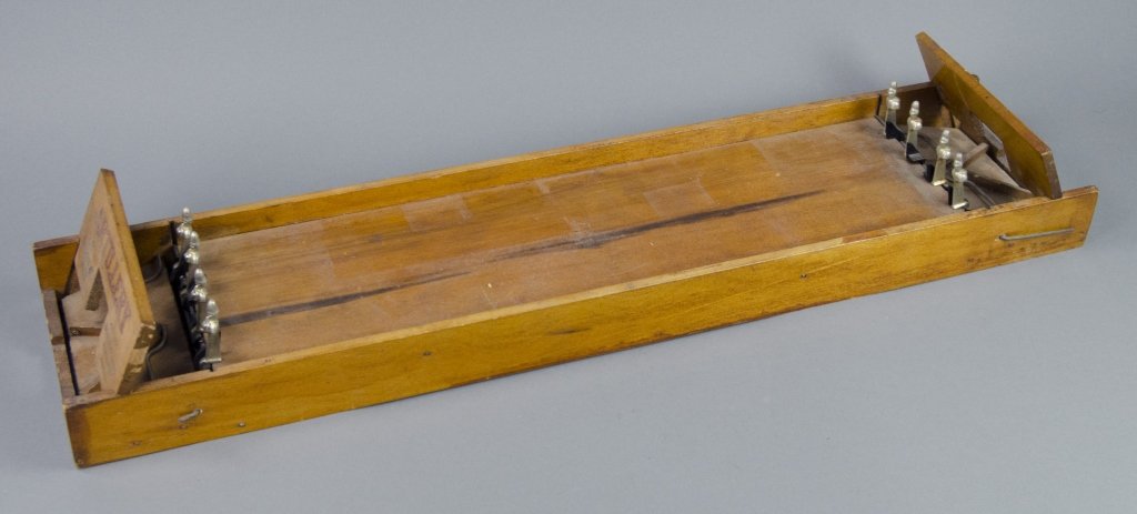 Arcade Mfg. Co. Game of Artillery (1 of 3)