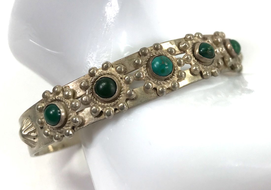 Fred Harvey style turquoise sterling flowers cuff (1 of 14)