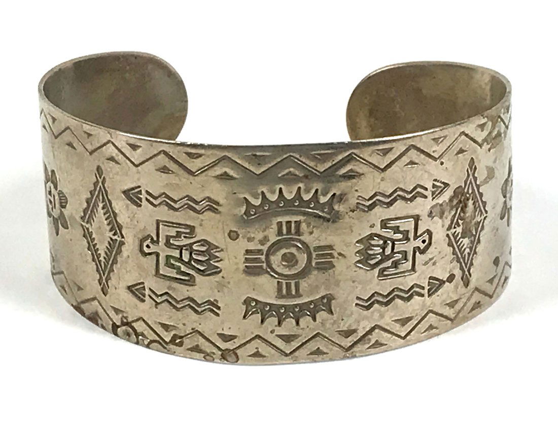 Vintage Southwestern Bell Trading Post Cuff. (1 of 10)